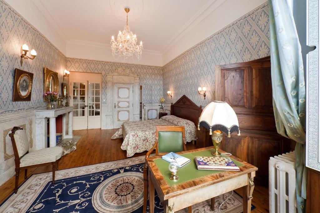 Chateau De Picomtal Crots Zimmer foto